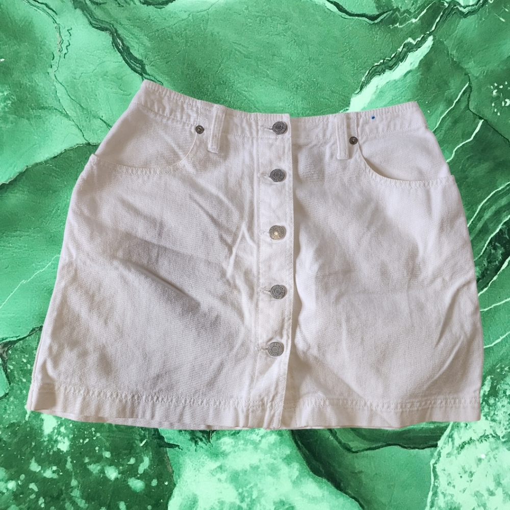 GAP white mini skirt